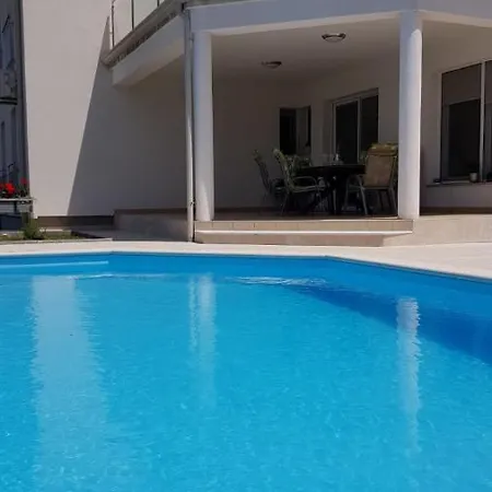 Una Apartament