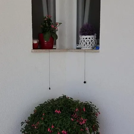 Una Apartament *